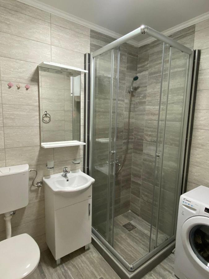 Apartmani Vila Cetinje Bagian luar foto